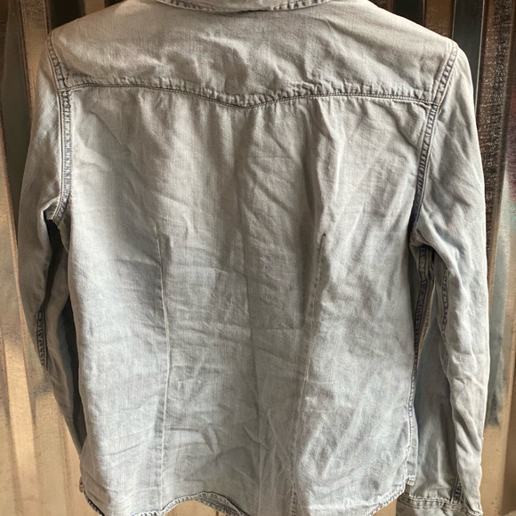 Gap Denim Snap Button Size M - Picture 3 of 4